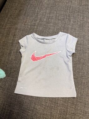 Nike Light Gray Short Sleeve Tee with Pink Polka-Dot Swoosh